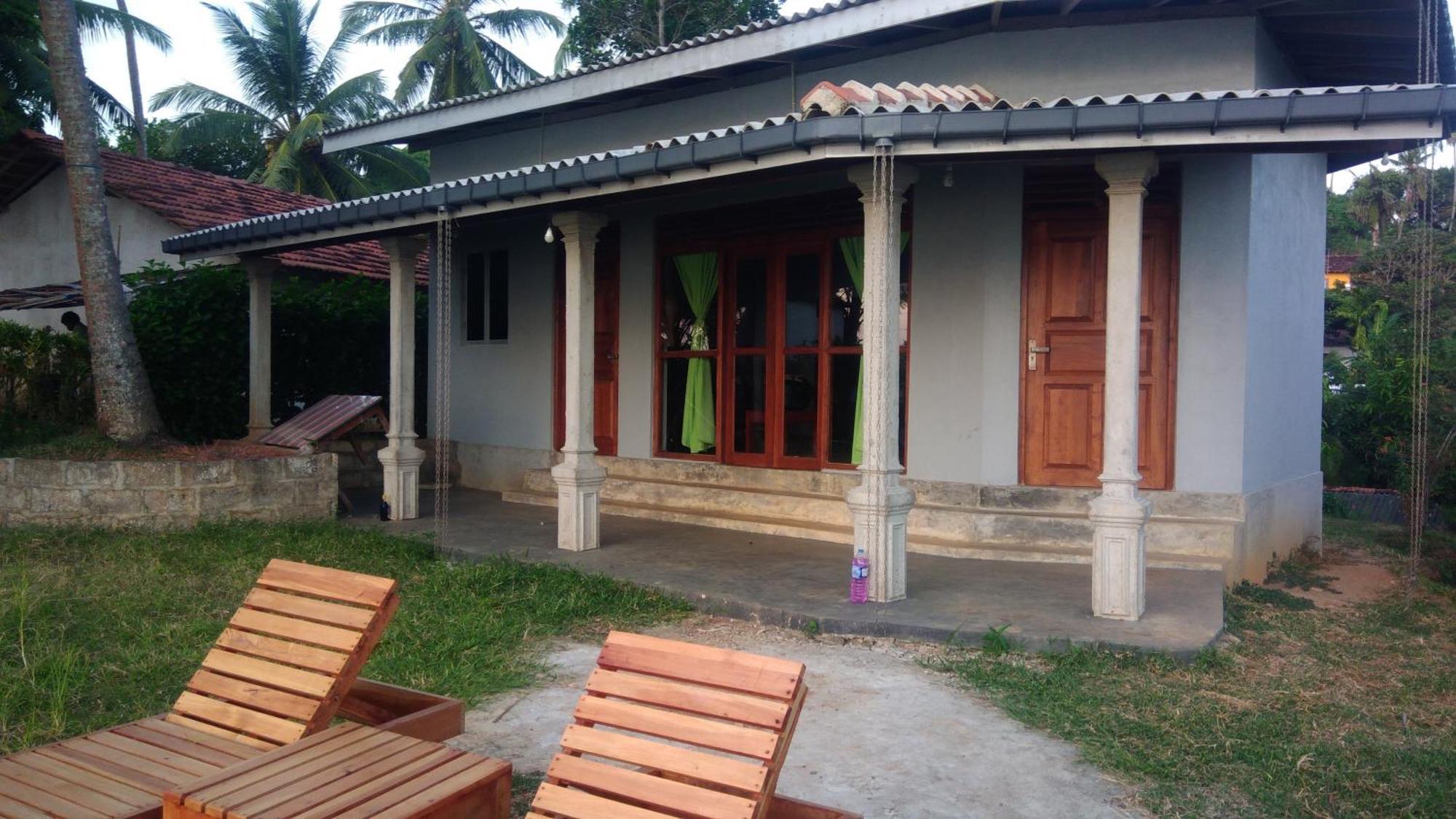 Bed and Breakfast Pemuyan Mirissa70 Экстерьер фото