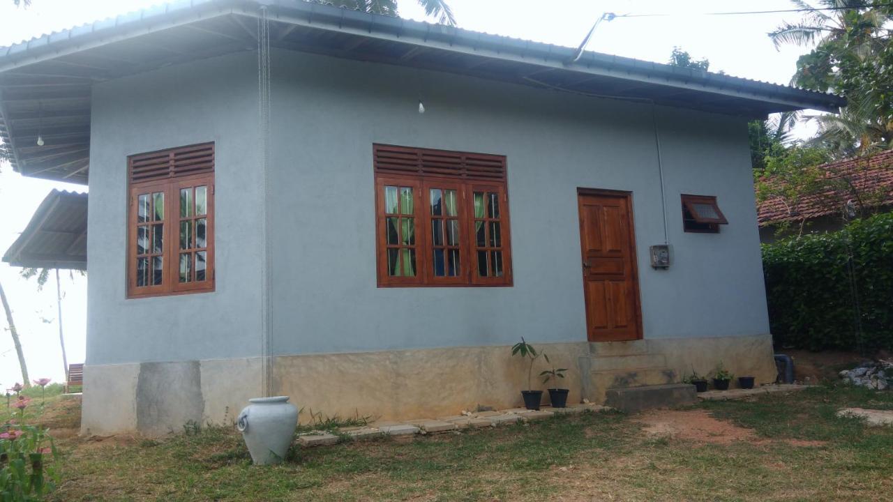 Bed and Breakfast Pemuyan Mirissa70 Экстерьер фото